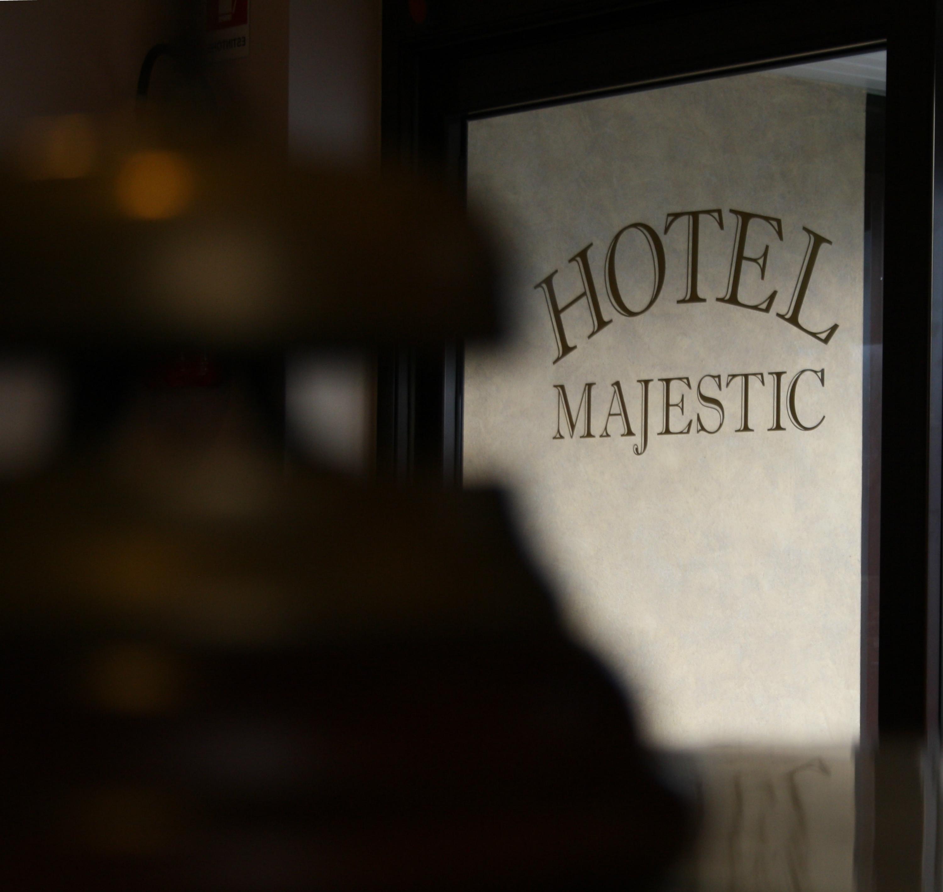 Hotel Majestic San Giuliano Milanese Exterior foto